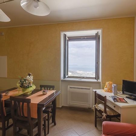 Al Casale Dei Nonni Bed & Breakfast Laureana Cilento Exterior photo