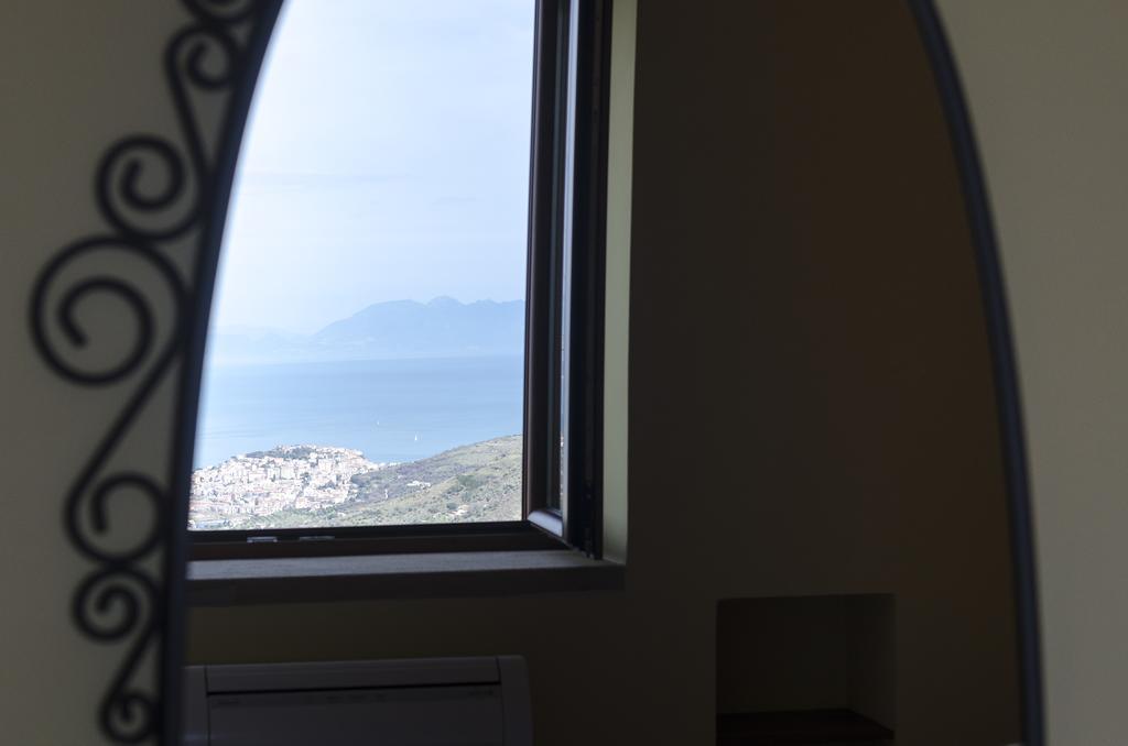 Al Casale Dei Nonni Bed & Breakfast Laureana Cilento Exterior photo